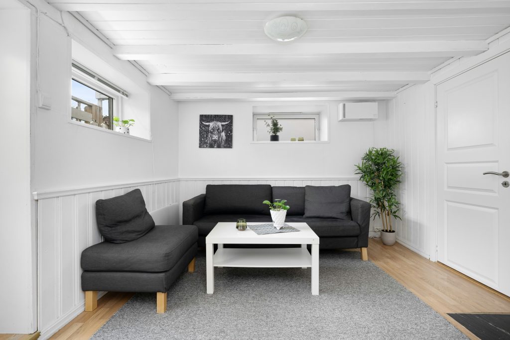 Choosing the Right Fixtures to Transform Your Living Space alex tyson mvXjTlDCXqg unsplash